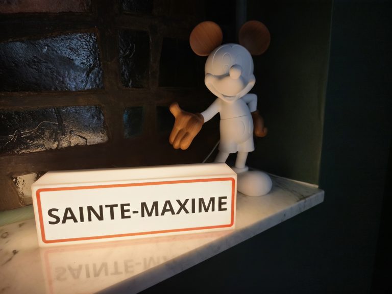 Photo de l’avis sur Lightboxe – Moyenne – personnalisée
